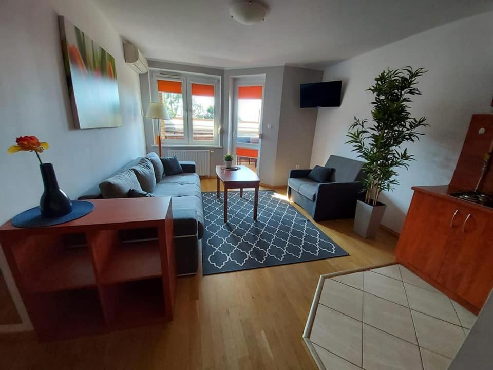 Wynajem Pokoi Gabriela Makarska Hotell Darlowko Eksteriør bilde